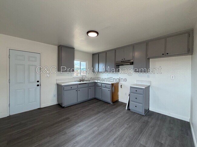 Photo - 21490 Bear Valley Rd