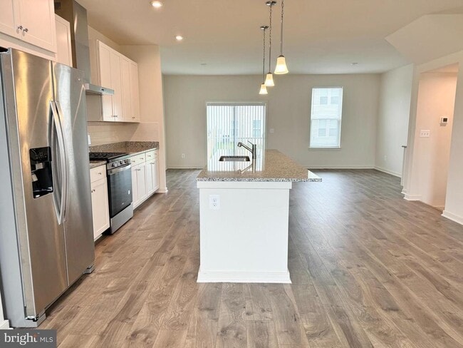 Building Photo - 310 Red Currant Wy Rental