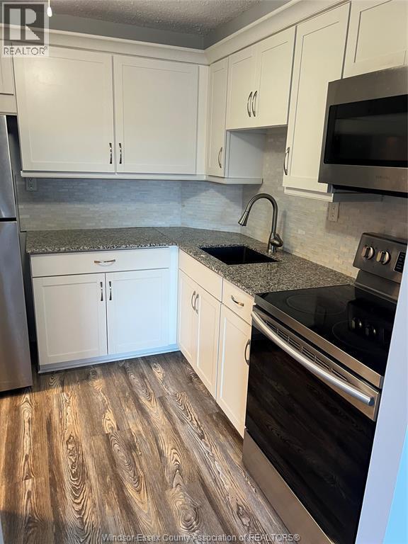 Photo - 3936 Wyandotte St E Unité 513