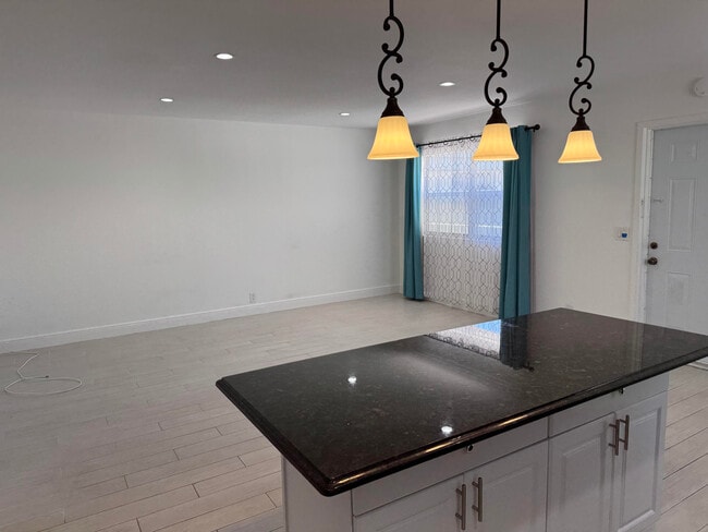 Photo - 669 Monaco Ct