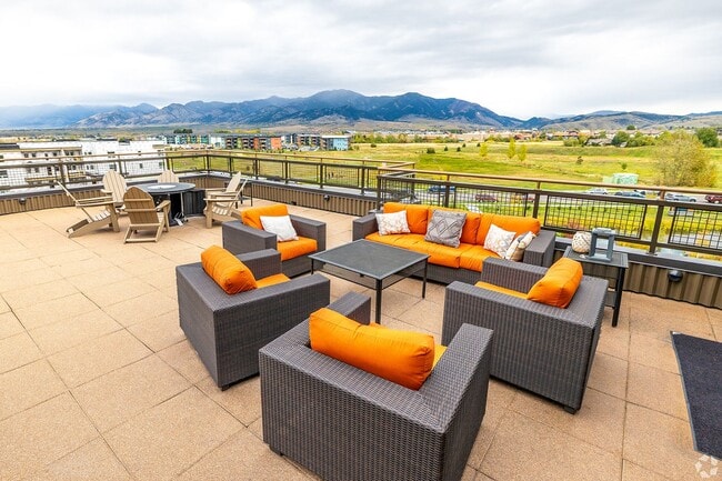 Silver Creek Apartments
