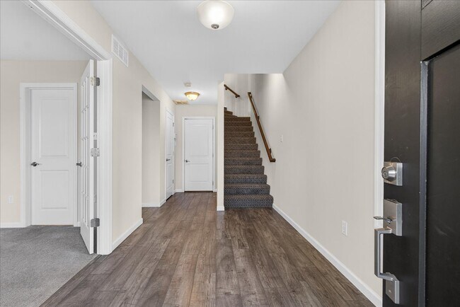 Photo - 8014 Townes Wy