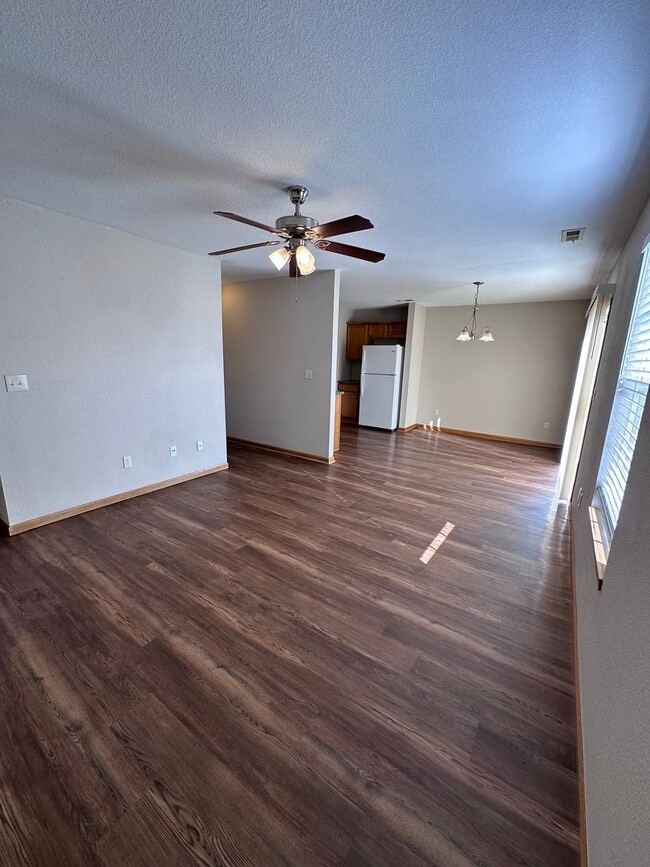 453 NE Adams Dairy Pkwy Unit 455