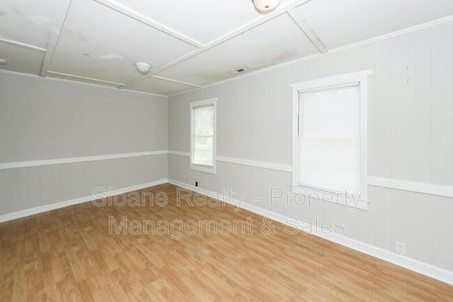 Photo - 2212 Townsend Rd