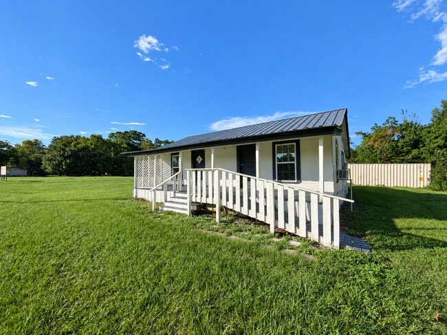 114 Melton St