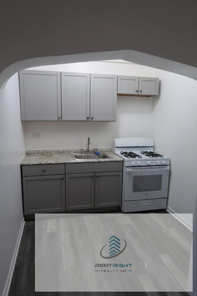 Photo - 4477 N Elston Ave Unidad 108