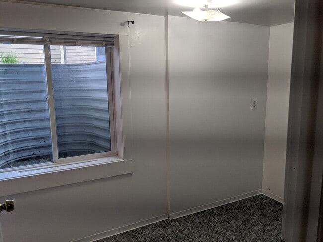 Photo - 517 S 13th Ave Unidad 2