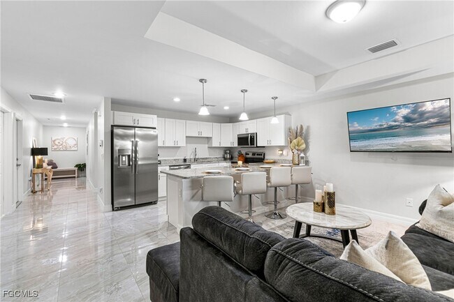 Photo - 1139 Edgerton Ave