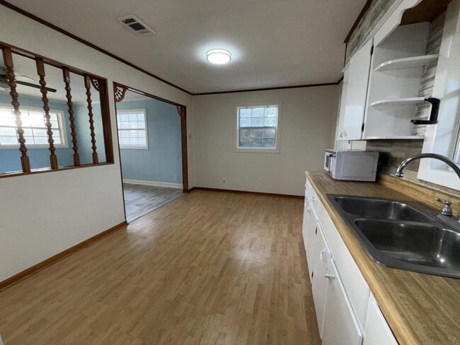 Photo - 1221 42nd Ave