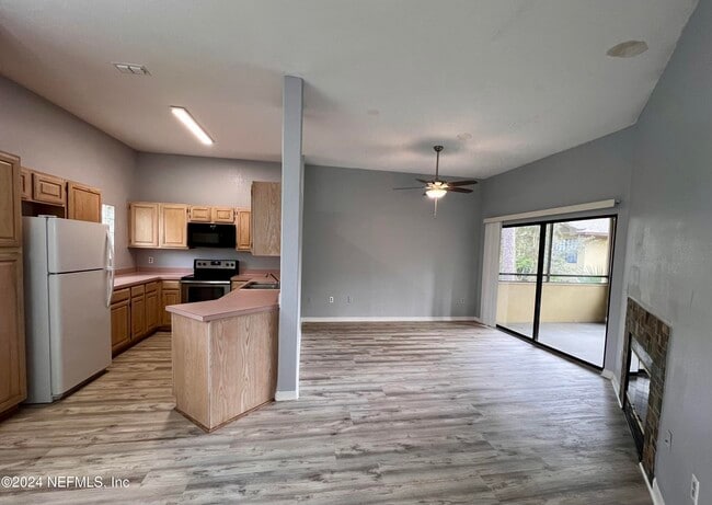 10150 Belle Rive Blvd Unit 904