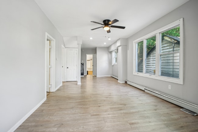 296 Dixon Ave