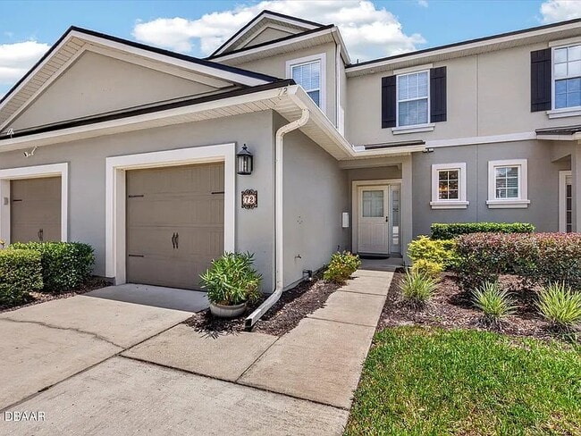 Building Photo - 72 Amistad Dr