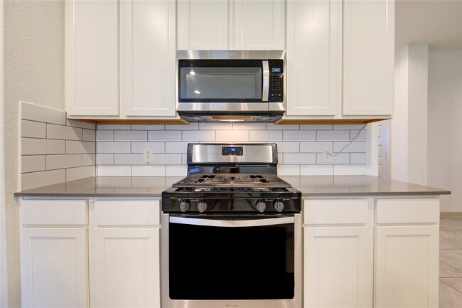 Photo - 4006 Elk Crk Ct