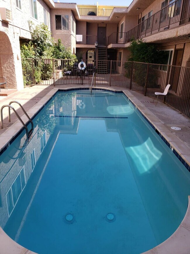 Photo - 5461 Kester Ave Unit 206