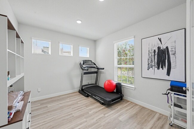 155 Renodes Garden Ln