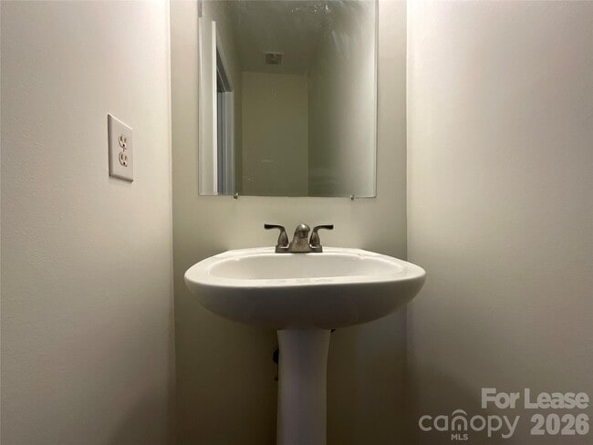 Photo - 7809 Lennoxshire Rd