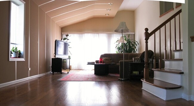 Photo - 1644 Midland Ave Unidad Apartment