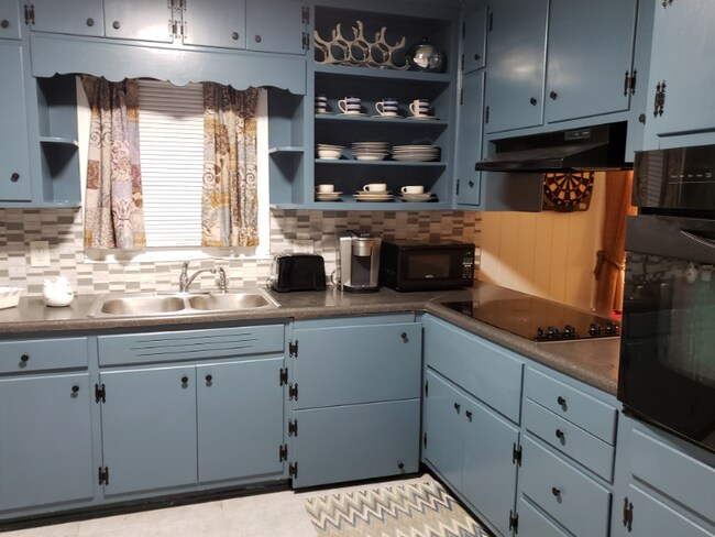 Photo - 4588 Hopewell Rd