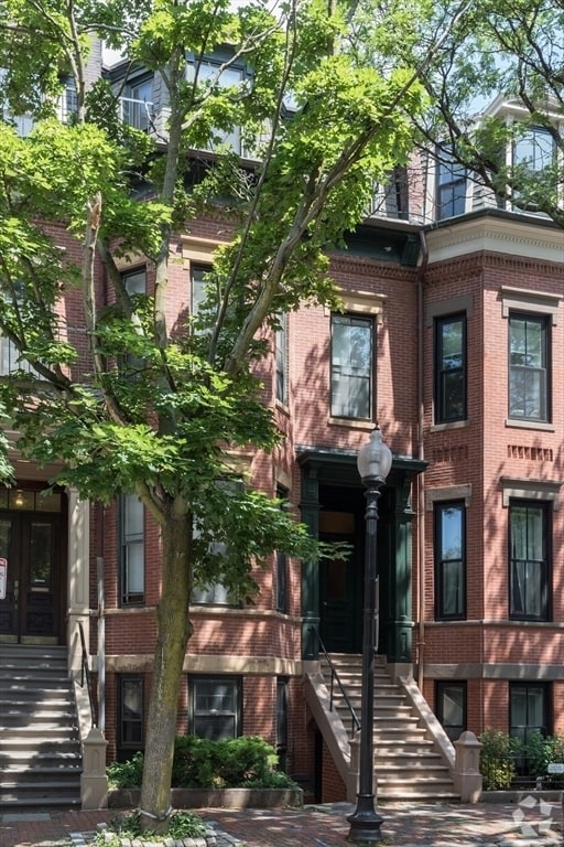 Building Photo - 75 Chandler St Unit 1 Rental