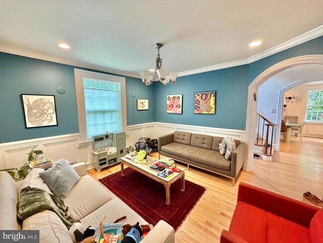 Photo - 7538 Morningside Dr NW