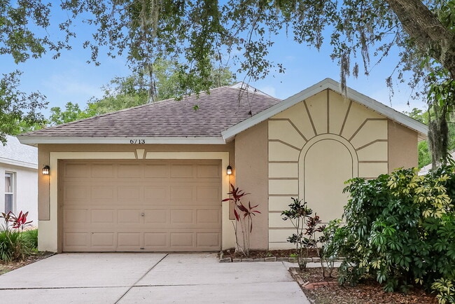 Building Photo - 6713 Summer Cove Dr