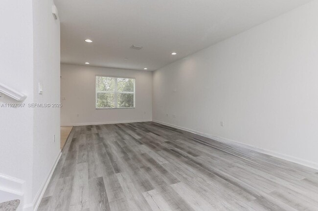 Photo - 2871 NW Treviso Cir