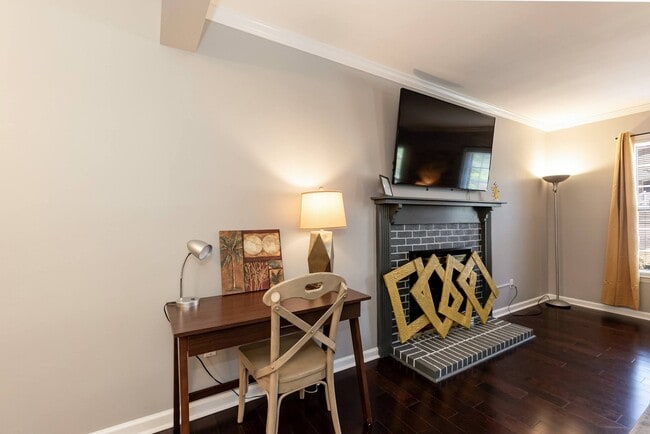 Photo - 6107 Highcastle Ct