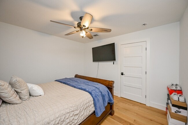 Photo - 25602 Yellow Pine Ln