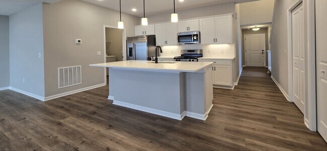 Photo - 1218 Ayla Ave