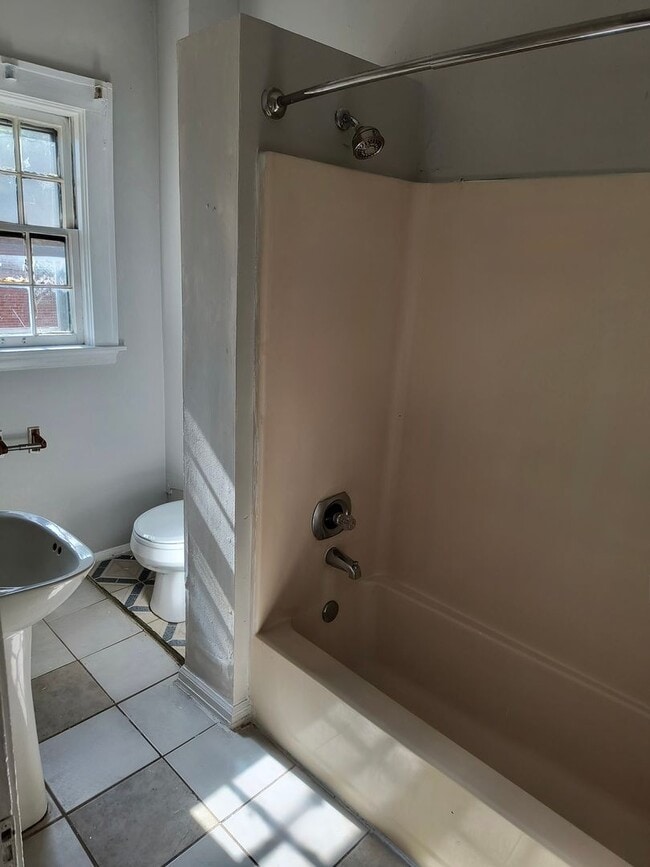 Photo - 431 N 3rd St Unidad #2