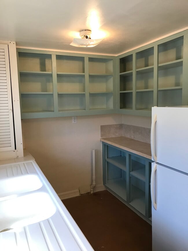 33 Alder Ave SE Unit C