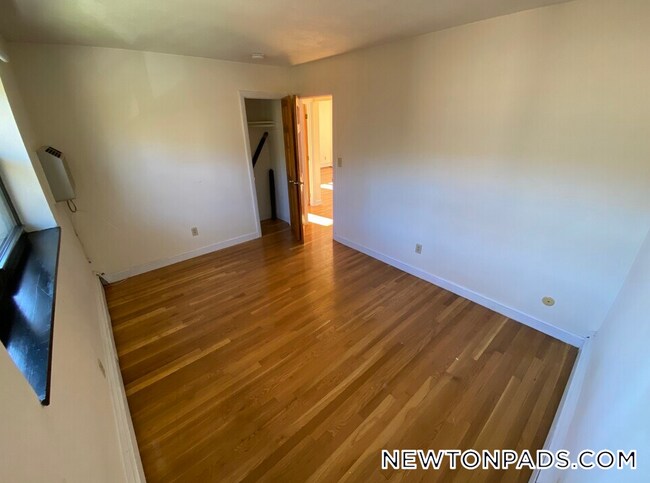 Photo - 266 Grove St Unidad 11