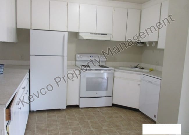 Photo - 2801-2805 Stanford Rd Unit 2801 Stanford Rd