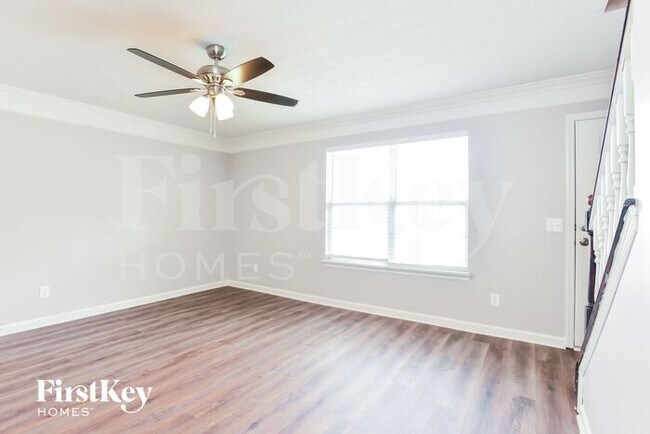 Photo - 204 Merritt Dr