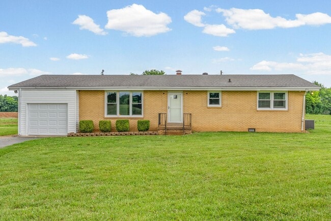 Photo - Pet Friendly Two Bedroom!