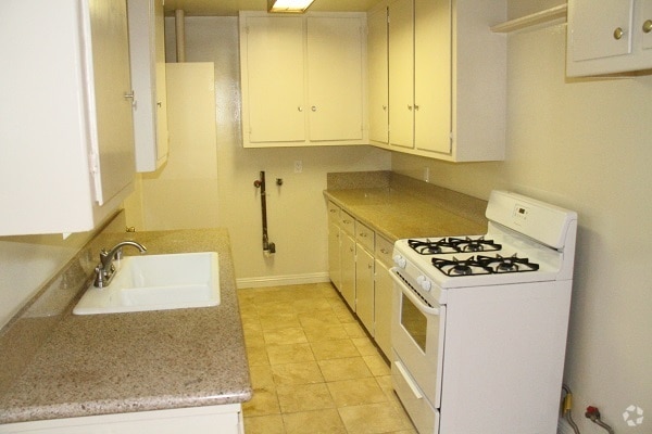 Building Photo - 1733 Speyer Ln Rental