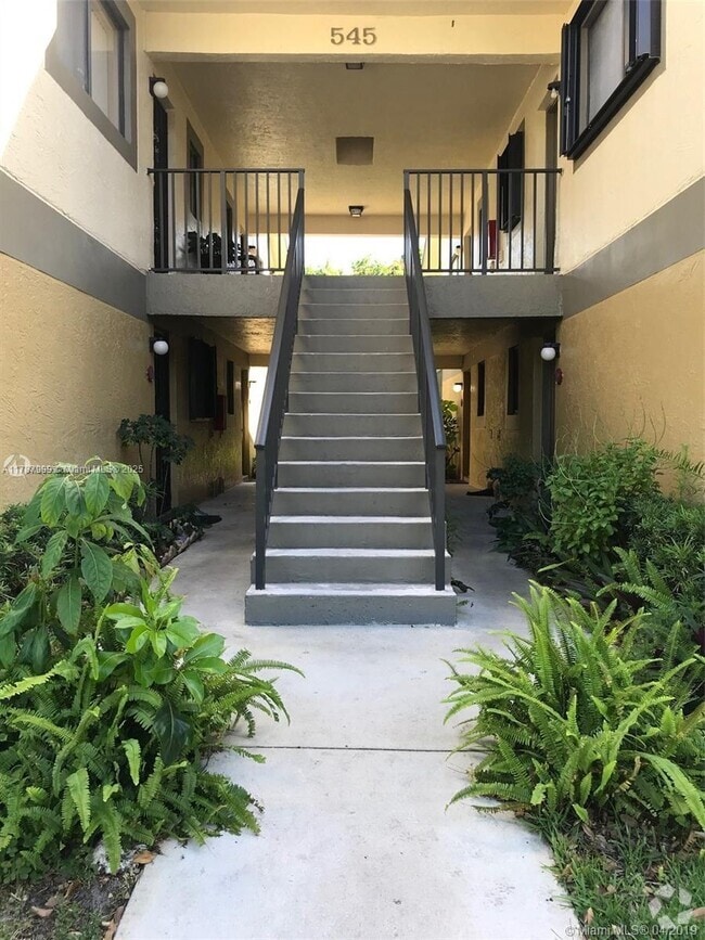 Building Photo - 545 Trace Cir Unit 110 Rental
