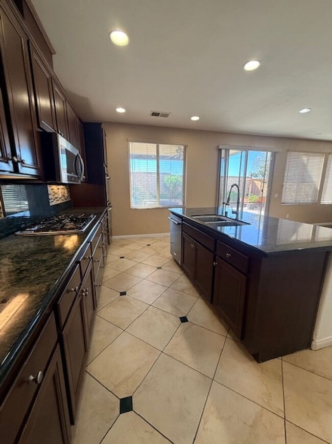 Photo - Beautiful Oceanview Hills house