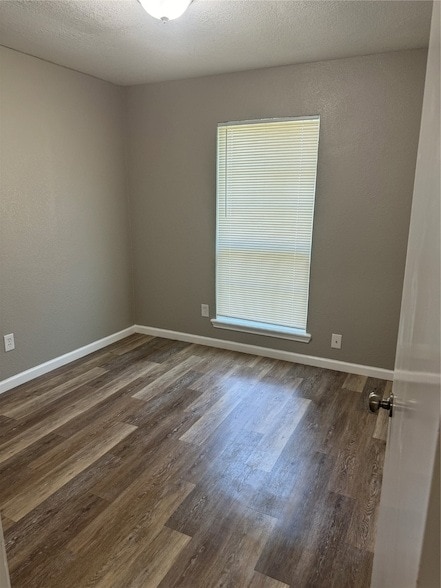 Photo - 533 Linda Dr