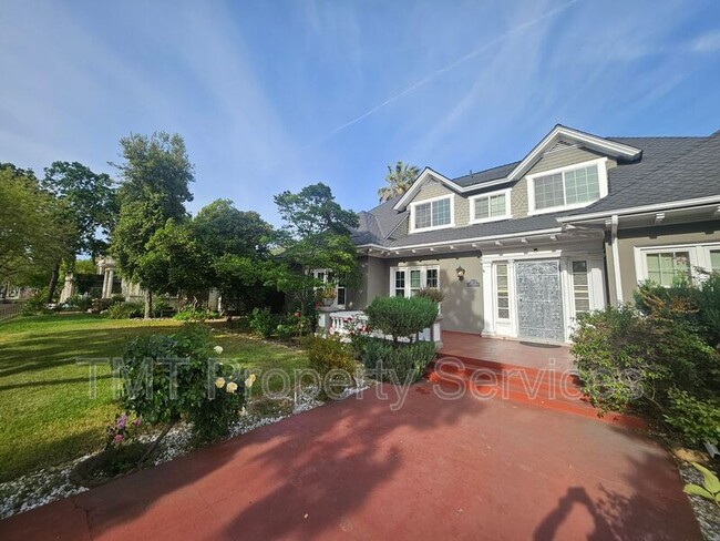 Photo - 1214 N Pershing Ave