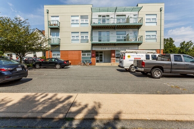 Photo - 820 E High St Unit 7