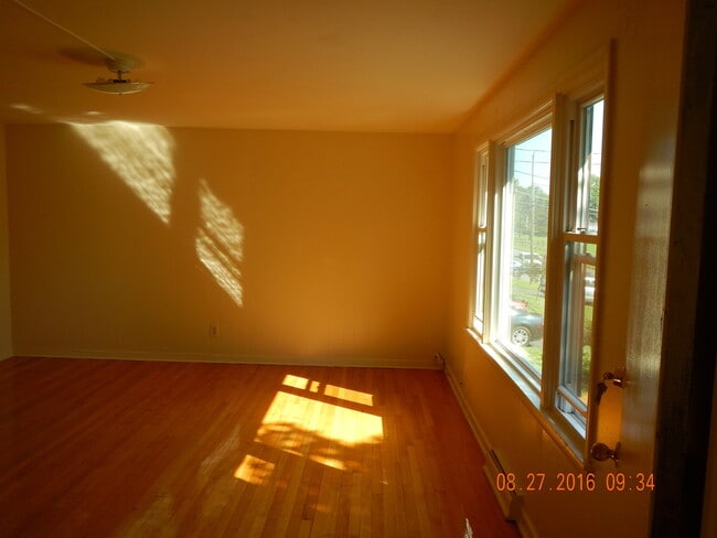 Photo - 1270 Westcott St Unit Westcott 91270.1