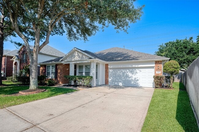 Building Photo - 11223 Switchgrass Ln