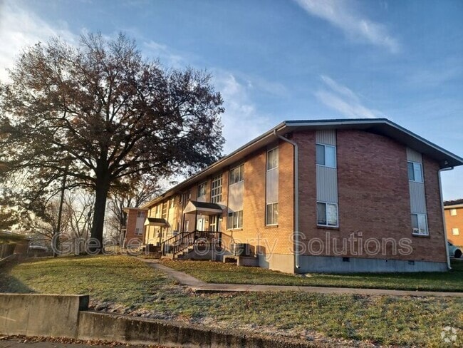 Building Photo - 5011 NW Kalivas Cir Rental