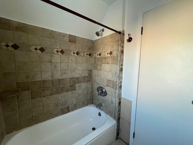 Photo - 89 W 20th St Unit 3