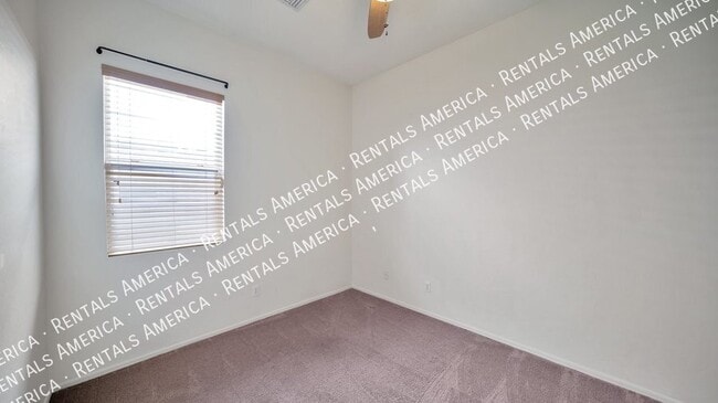 Photo - 76 N Desert Stream Dr