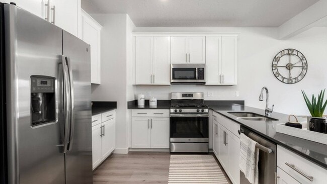 Building Photo - 15546 Jubilation Dr