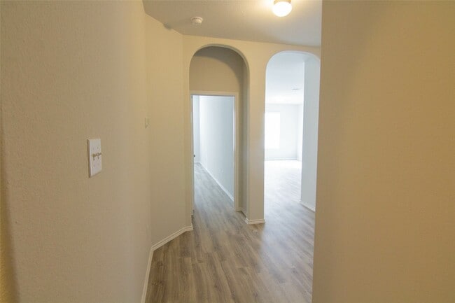 Photo - 18614 Queesborough Creek Rd