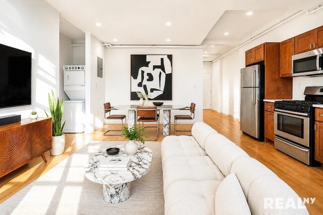 97 Grand St Unit 5D