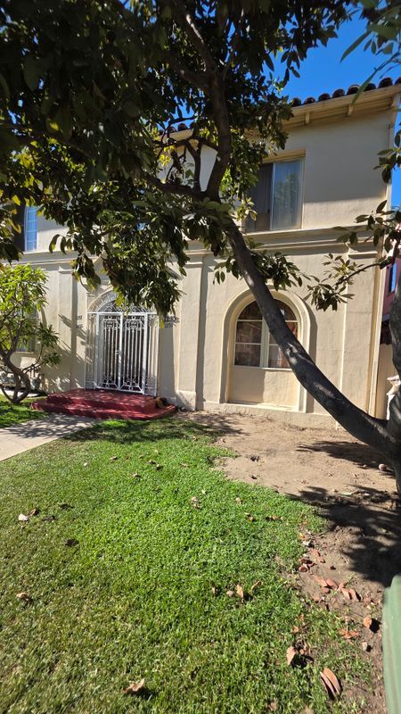 Photo - 1251 W 36th St